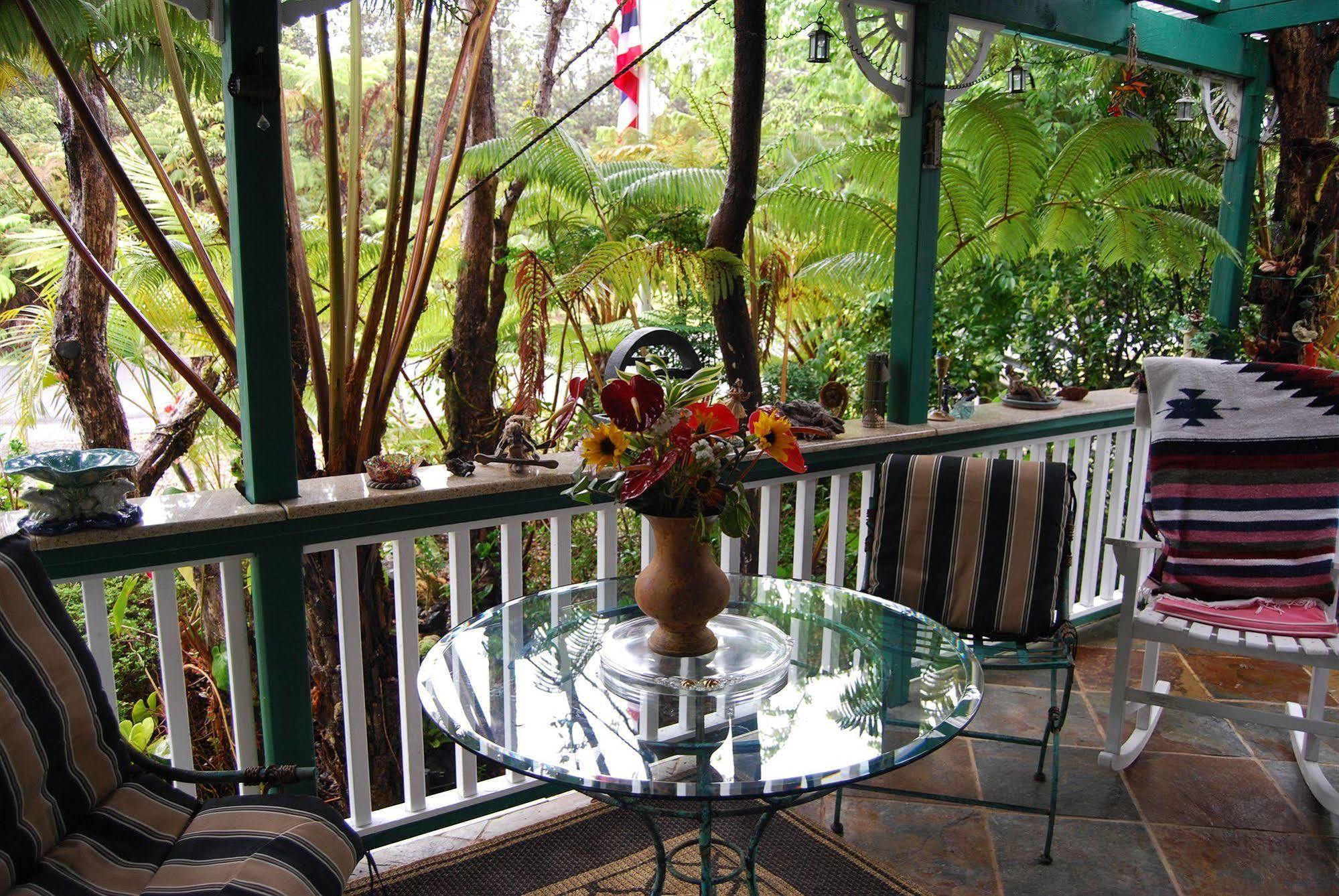 The Artist Cottage In Ohia Estates Volcano Exterior photo