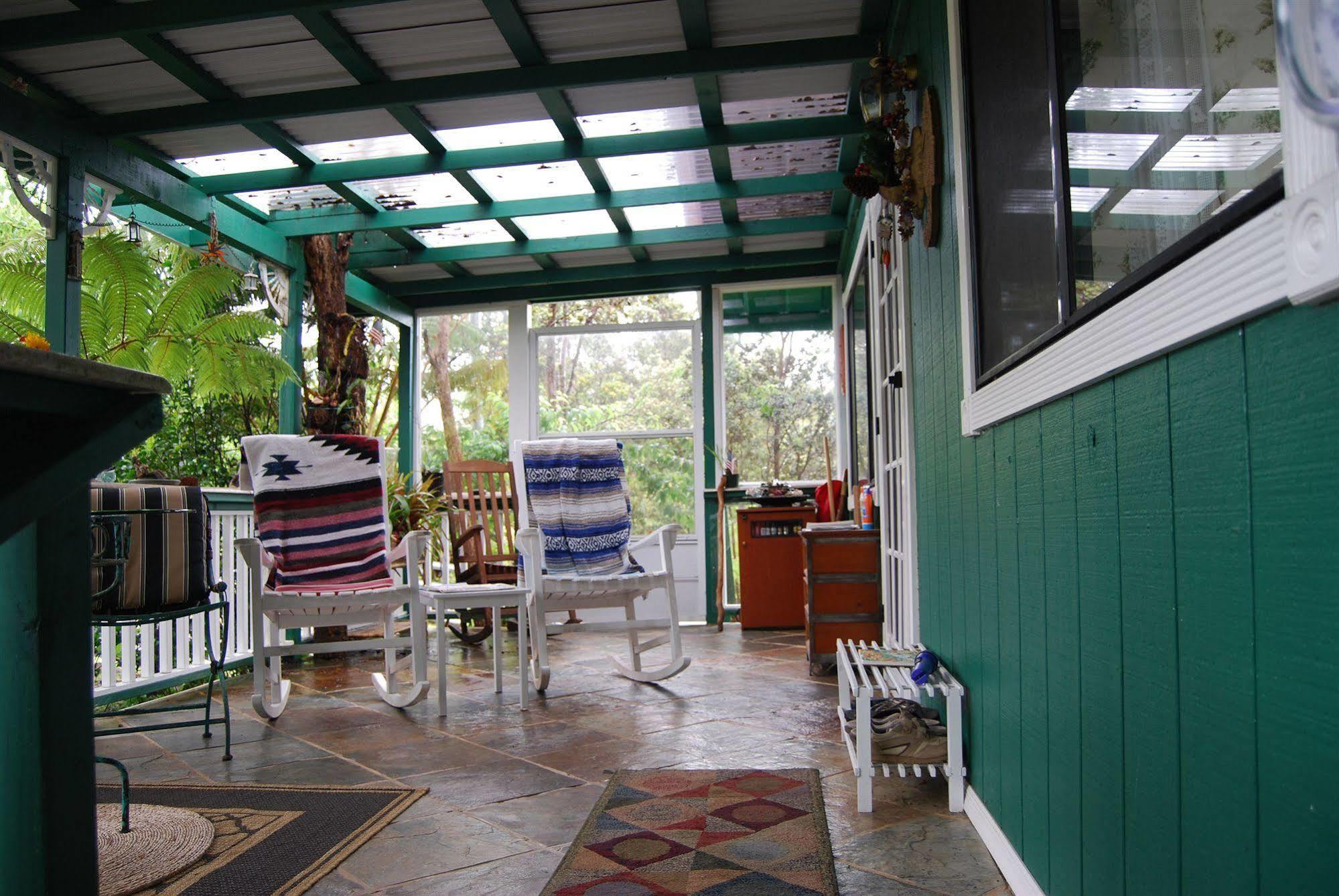 The Artist Cottage In Ohia Estates Volcano Exterior photo