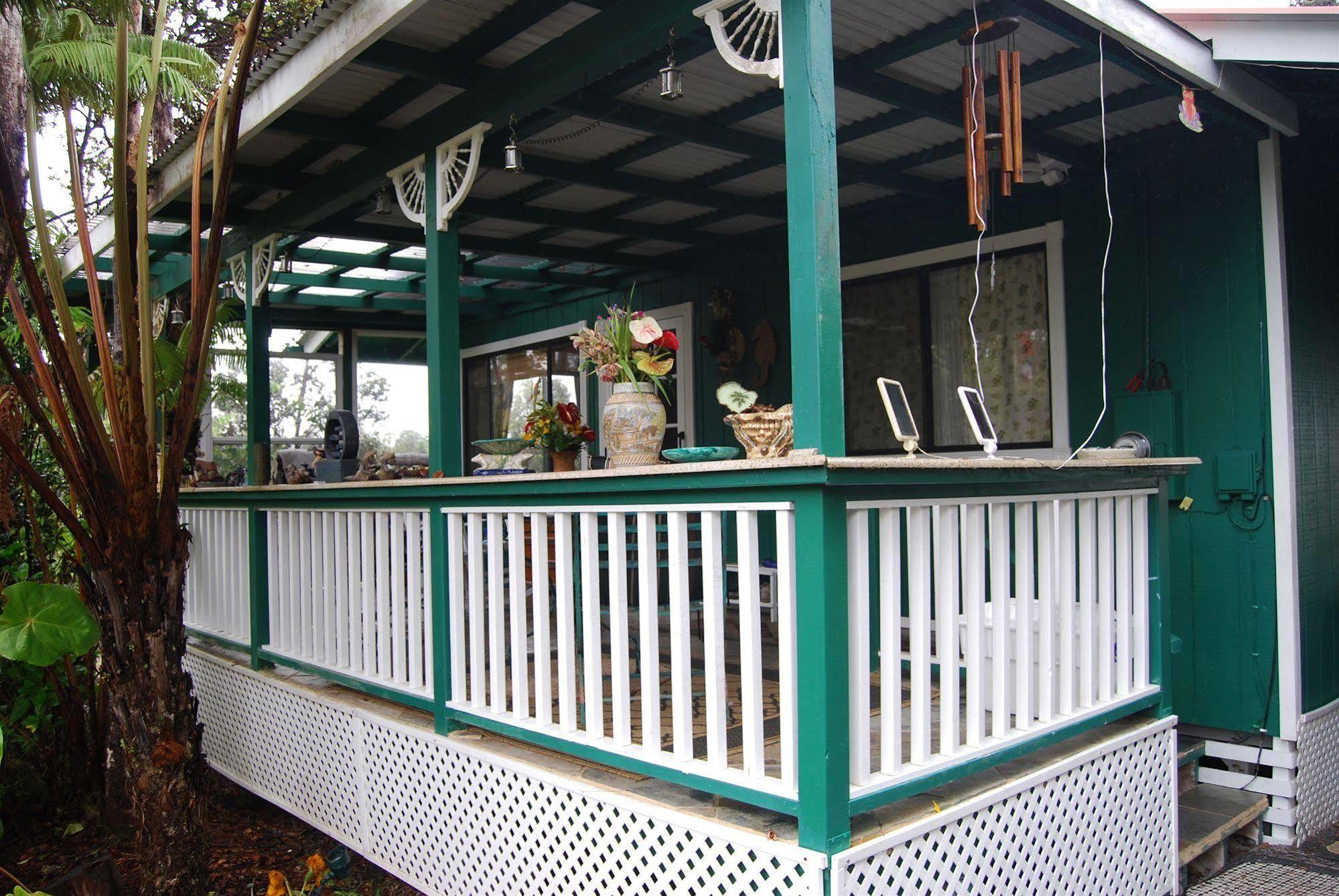 The Artist Cottage In Ohia Estates Volcano Exterior photo