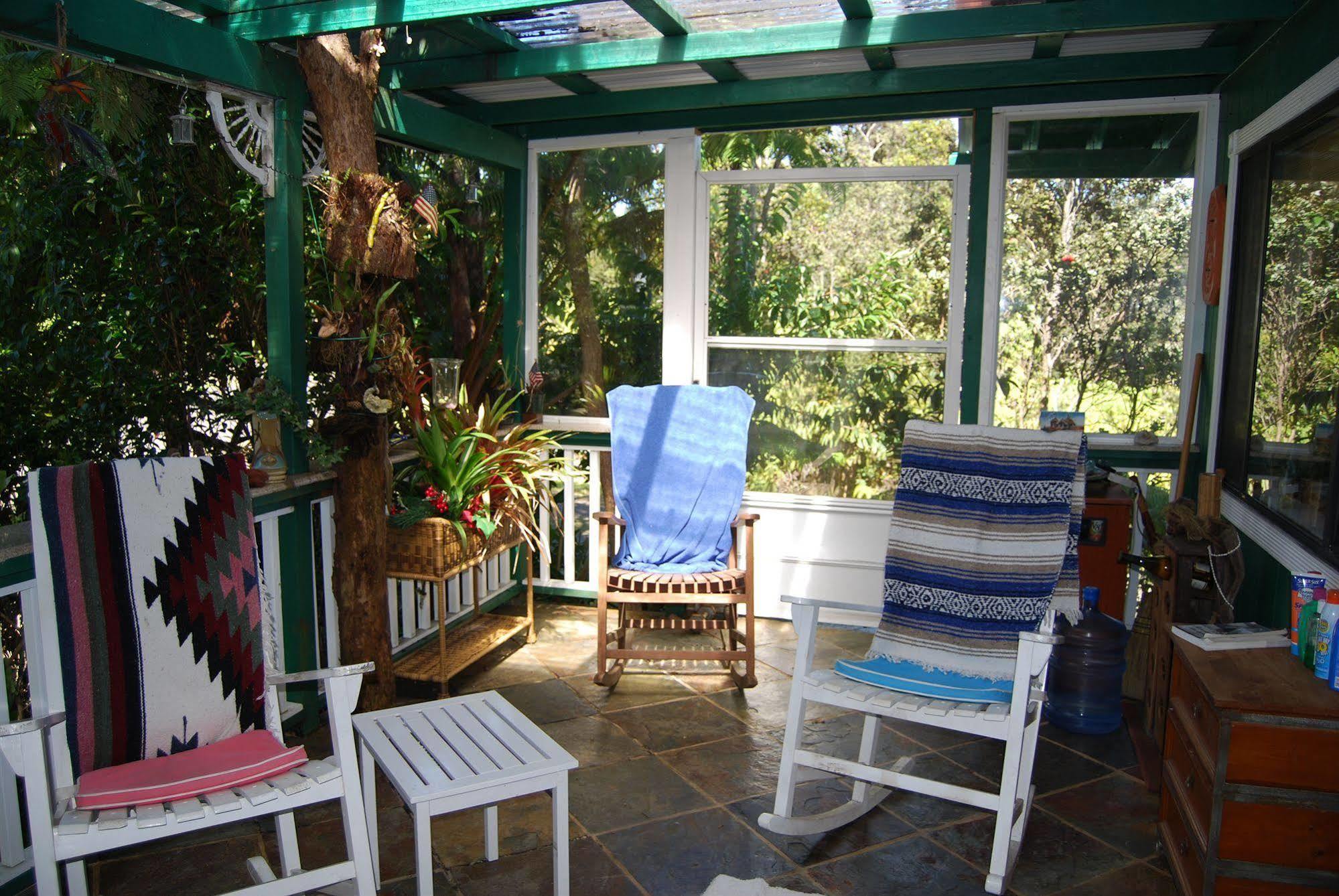 The Artist Cottage In Ohia Estates Volcano Exterior photo